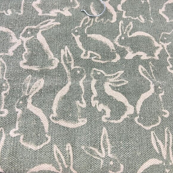 Rachel Ashwell Farmhouse Table Runner 16" X 72" Green & Beige 100% Cotton Bunny - Picture 8 of 8